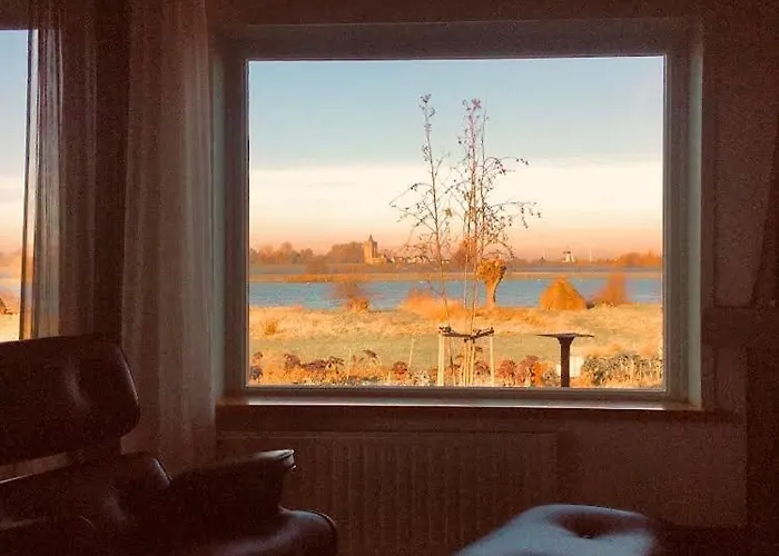 Villa Unique Place On The River Waal Heerewaarden