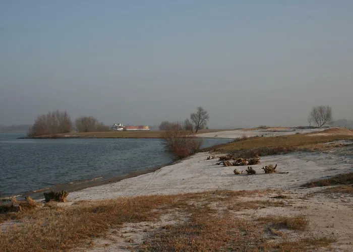 Unique Place On The River Waal Villa Heerewaarden