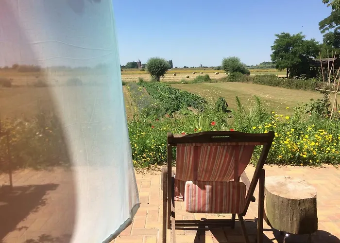 Unique Place On The River Waal Villa *