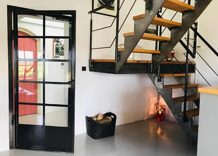 Villa Unique Place On The River Waal