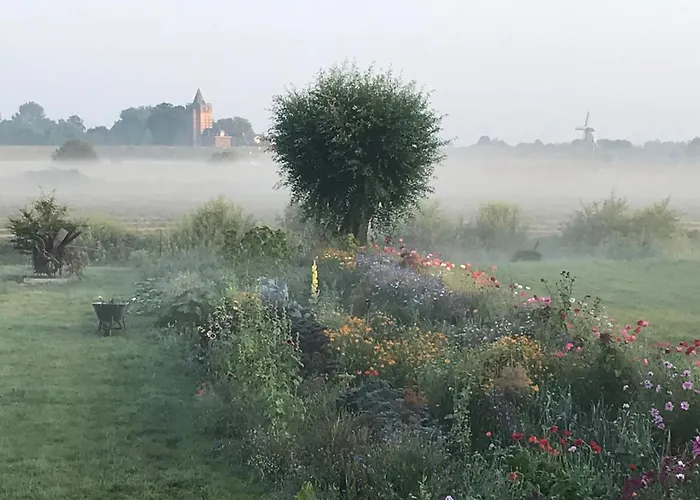 Unique Place On The River Waal Villa *